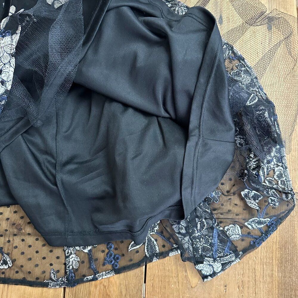 Lulus Black Floral Embroidered Midi Dress L Silver Tulle Bottom Stunning - Picture 9 of 13